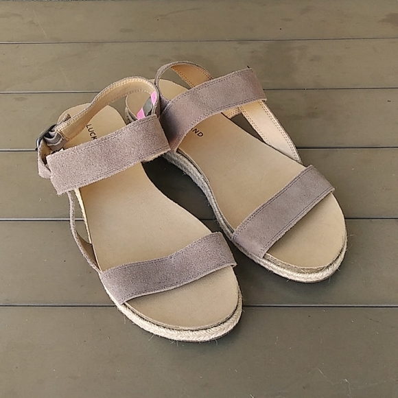 Lucky Brand Sandals - Picture 10 of 10